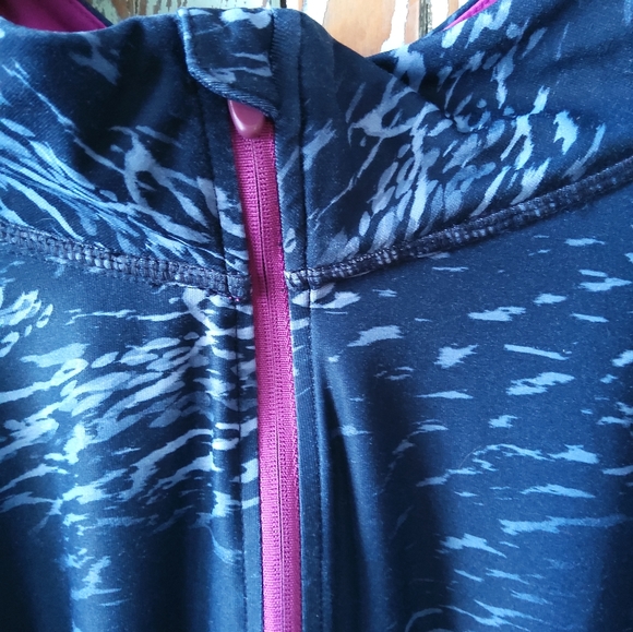 Energy Zone active wear pullover 3X - Picture 2 of 6